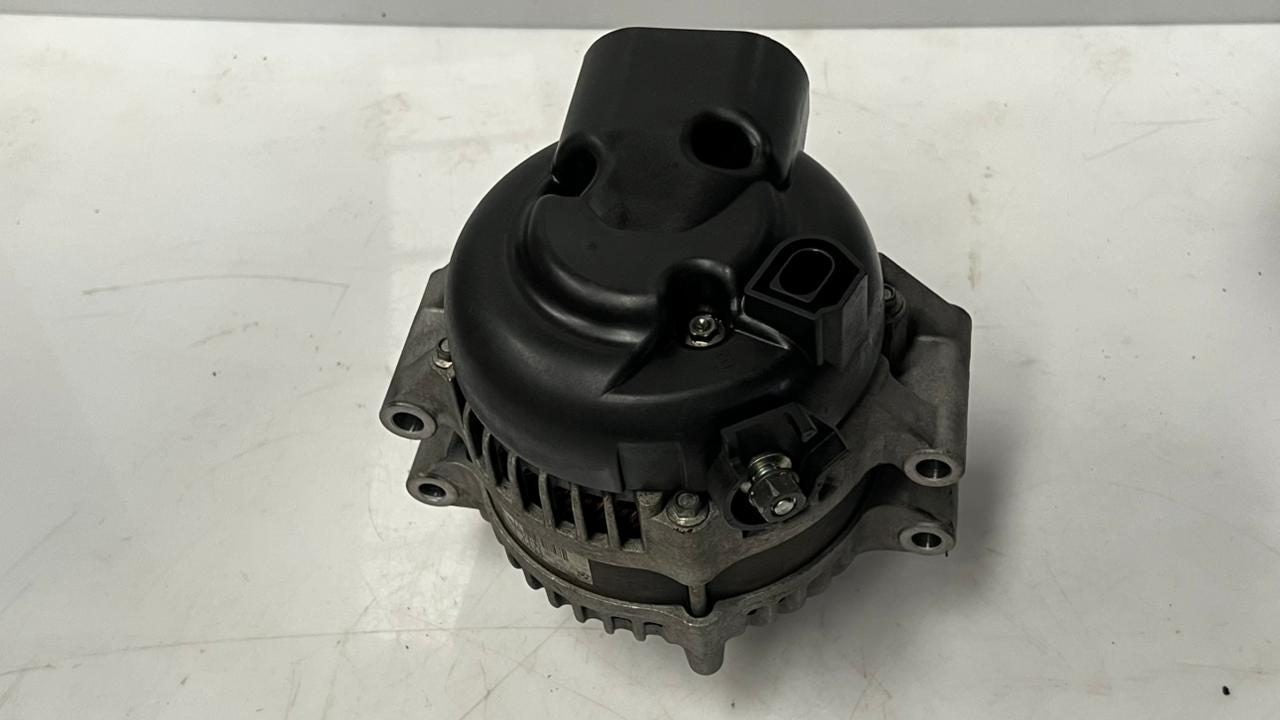 2010-2016 BMW M5 Alternator 7606628 M5 M6 F10 F06 and X6M F86 4.4 TWIN TURBO