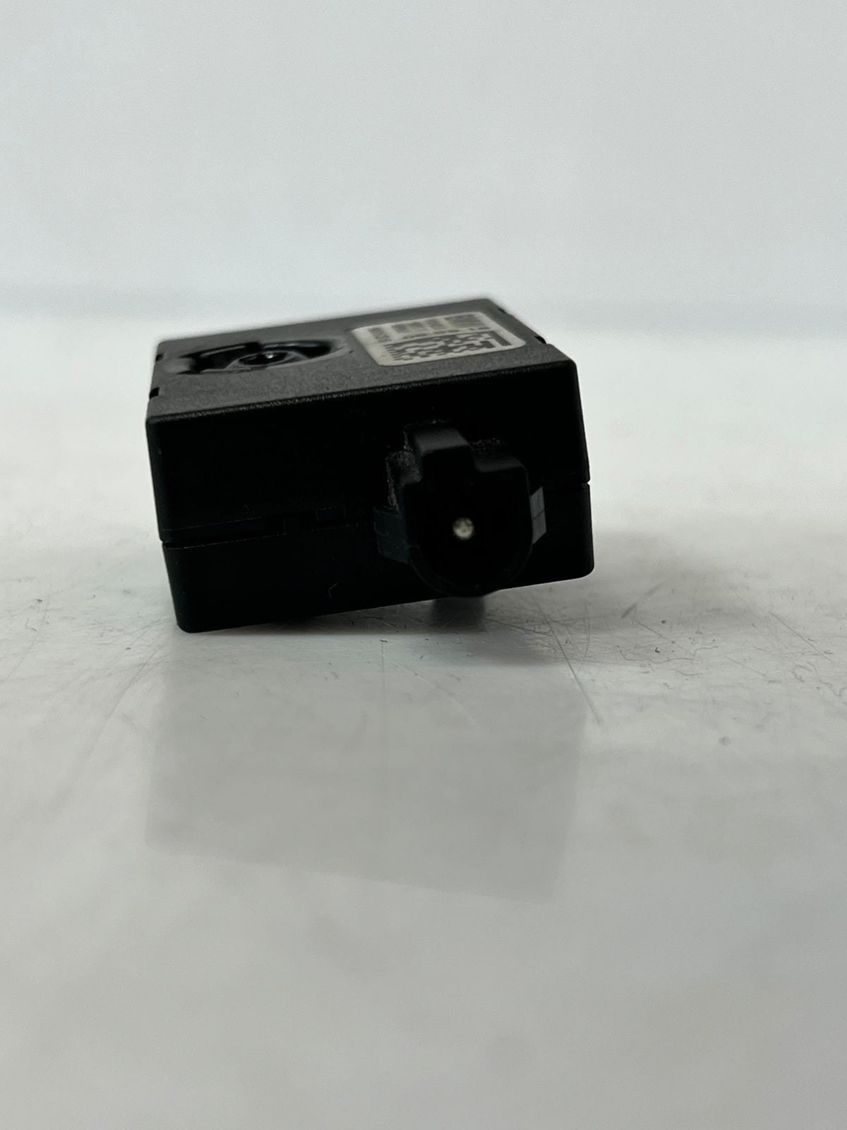 2017-2019 BMW X3 F25 DIVERSITY ANTENNA CONTROL MODULE 9181453