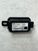 Bild in die Galerieansicht laden, 17-20 BMW 530i G30/G31/G38 5' G11 G12 Radio Remote Control Receiver 6810213 OEM