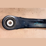 قم بتحميل الصورة إلى عارض الصور، BMW OEM X3 G01 X4 G02 REAR ROLL OVER STRUT WITH RUBBER MOUNT 3330 -6871020