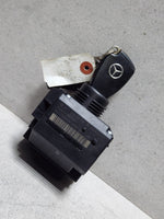 Bild in die Galerieansicht laden, 2009 Mercedes-Benz E320 Ignition Switch Module 2115452308 E-Class W211 CLS550