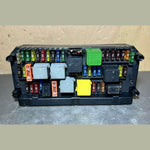 قم بتحميل الصورة إلى عارض الصور، 10-16 Mercedes-Benz W212 W204 Front SAM Module Relay Fuse Box A2129002627 OEM