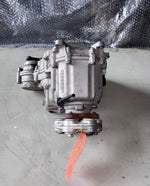Bild in die Galerieansicht laden, 2012-2016 BMW 328i Transfer Case 7643756 2,3,4,5,6,and 7 Series xDrive OEM