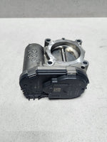 Bild in die Galerieansicht laden, 2015-2018 Mercedes-Benz C300 Throttle Body A2701410025