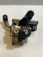 Bild in die Galerieansicht laden, BMW 3 SERIES F30 F31 F20 Abs Anti Lock Brake Module & Pump 6887510