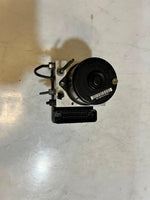 Load image into Gallery viewer, 2002 BMW 330i 3 Series E46 HYDRAULIC BLOCK Abs Pump CONTROL UNIT 6759075 OEM