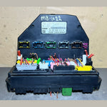 قم بتحميل الصورة إلى عارض الصور، 10-16 Mercedes-Benz W212 W204 Front SAM Module Relay Fuse Box A212 9009908 OEM