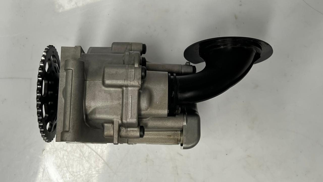 2012-2016 BMW M5 M6 F10 F06 F12 Oil Pump 7843135 S63 4.4 TWIN TURBO