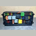 قم بتحميل الصورة إلى عارض الصور، 2010-2016 Mercedes W204 W212 C250 E350 Front SAM Module Fuse Box OEM A2129006012