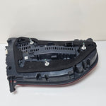 Bild in die Galerieansicht laden, OEM BMW 7 Series G11 G12 Tailgate Light Right Side 2583244