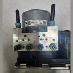 Bild in die Galerieansicht laden, 2019-2020 BMW 330i Abs Pump Control Module 6899240 3 Series G20 and Z4