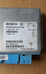 Bild in die Galerieansicht laden, 1996-2002 BMW Z3 Transmission Control Unit 7508972 E39 5 Series with M62 4.0i