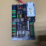 Bild in die Galerieansicht laden, 2018-2022 BMW 330i Fuse Box 8715718 330i G20