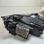 Bild in die Galerieansicht laden, 2024 BMW G07 X7 LED RHT Head Light Led Right Side 5A63F66 US Spec OEM
