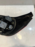 Bild in die Galerieansicht laden, BMW 5 Series E60 Rear Tail Light Rear Left RIGHT 7165737 7165738 OEM