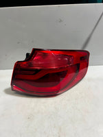 Bild in die Galerieansicht laden, BMW 3 Gran Turismo F34 LCI Rear Tail Light Rear Right Led 7417470 OEM