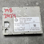 Load image into Gallery viewer, 05-11 Mercedes-Benz R171 SLK350 Central Gateway Control Module A171 5405045 OEM