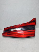 Bild in die Galerieansicht laden, BMW 640 Trunk Tail Light Right Passenger Led 7376490 640 and 6 Series GT G32
