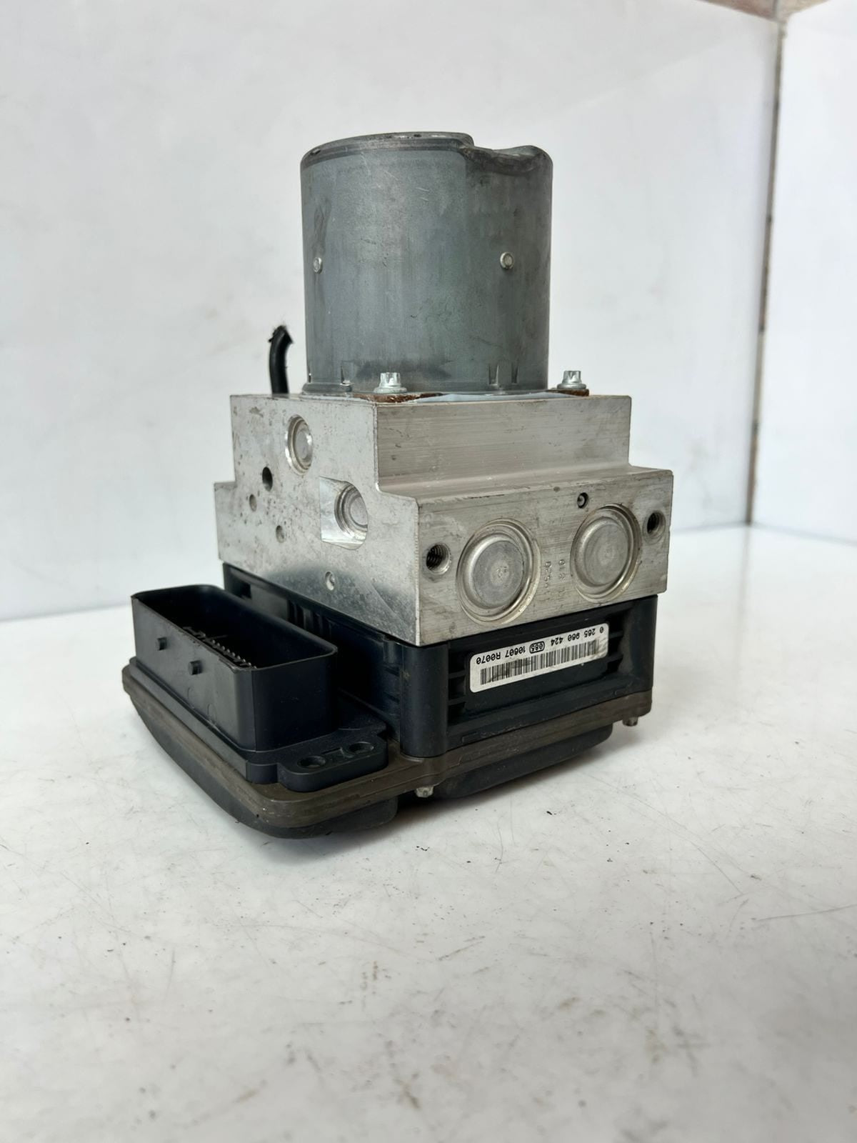 2011-2016 BMW 550i 5 GT F07 ABS Pump Module 6851382 OEM