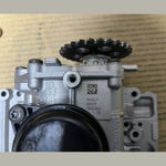 Bild in die Galerieansicht laden, 2017 BMW M5 Engine Oil Pump 7852262 M5 F90, M8 F91 F92 F93 XM F95 F96