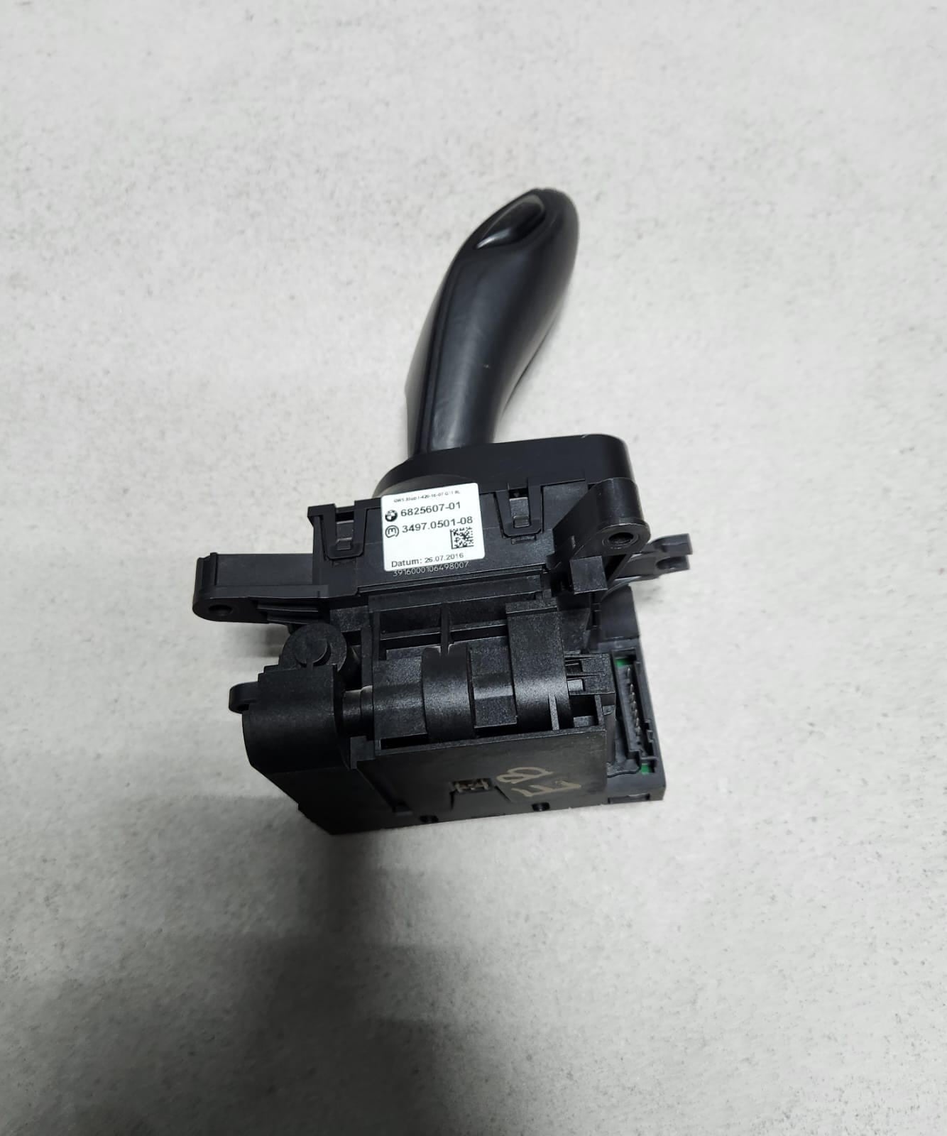 BMW Gear Selector Lever 6825607 7 Series G11 G12 RHD