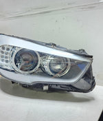 Bild in die Galerieansicht laden, BMW 2010-2013 535GT Adaptive Xenon Headlight Right 7199616 F07 GT