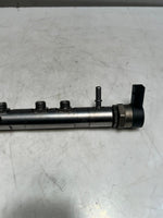 Load image into Gallery viewer, BMW 1' F10 F30 E90 E81 E87 N47 2.0L Fuel Injection Rail With Sensor 7809127 OEM