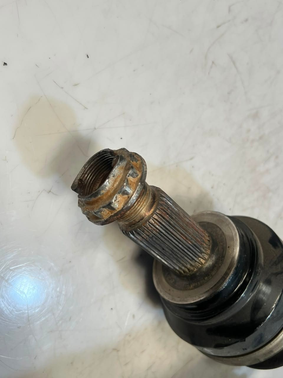 2009-2015 BMW 7 Series F02 F03 F04 F06 F12 750i Rear Left Axle Shaft 7566087