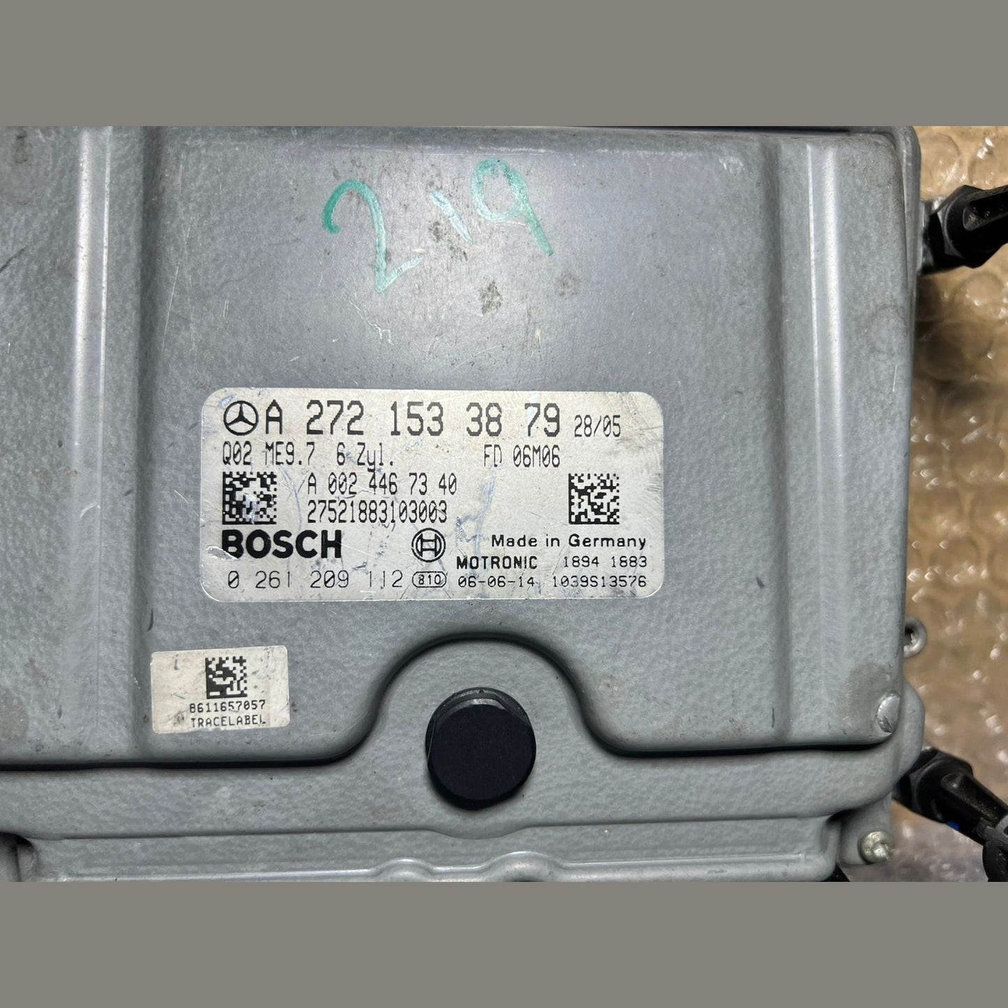 06-10 Mercedes-Benz W219 CLS Engine Control Module Unit ECM ECU A272 1533879 OEM