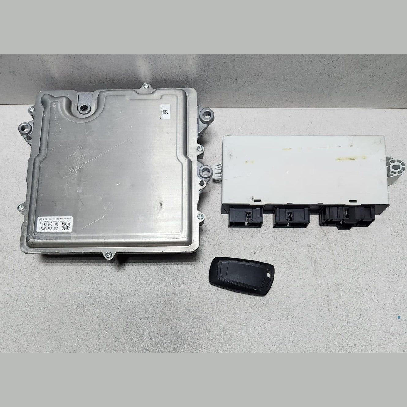 2012-2016 BMW ActiveHybrid 5 Engine Control Unit 7643066Hybrid 3 5 7 and F10 N55