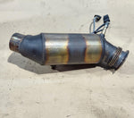 Bild in die Galerieansicht laden, 2013 BMW 640i Gran Coupe Catalytic Converter 7599198 6 Series F12 F13 640i