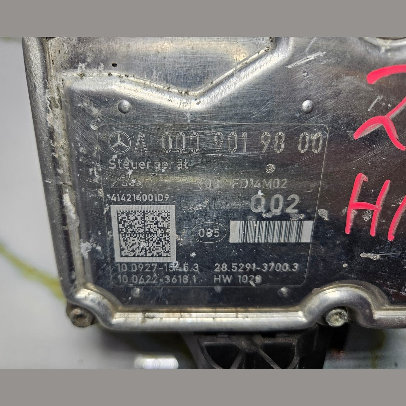 Mercedes W212 E-Class Hybrid ABS Anti Lock Brake Pump Module A000 9019800 OEM