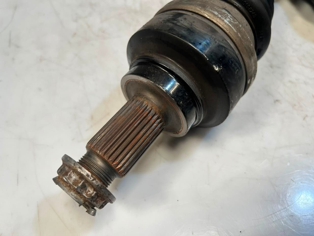 2014 BMW 1 3 Series F20 F21 F22 F23 F30 228i Rear Driveshaft LEFT AXLE 7622853