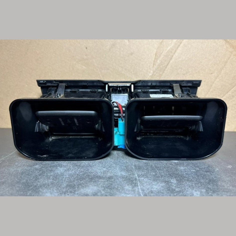 2008-2010 Mercedes W204 C-Class Front Center Dashboard Heater A/C Air Vent