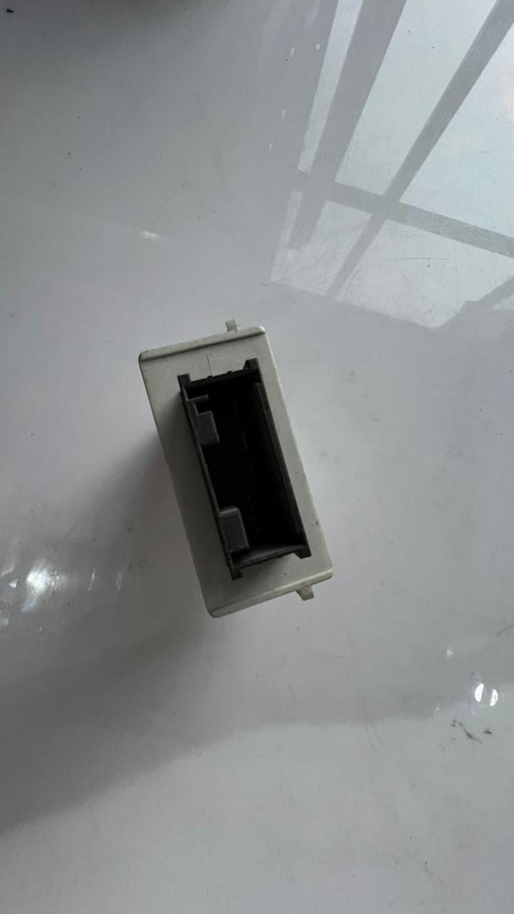 2001-2006 BMW 325Ci Immobilizer Control Module 6905670 E46 M3 325CI E46