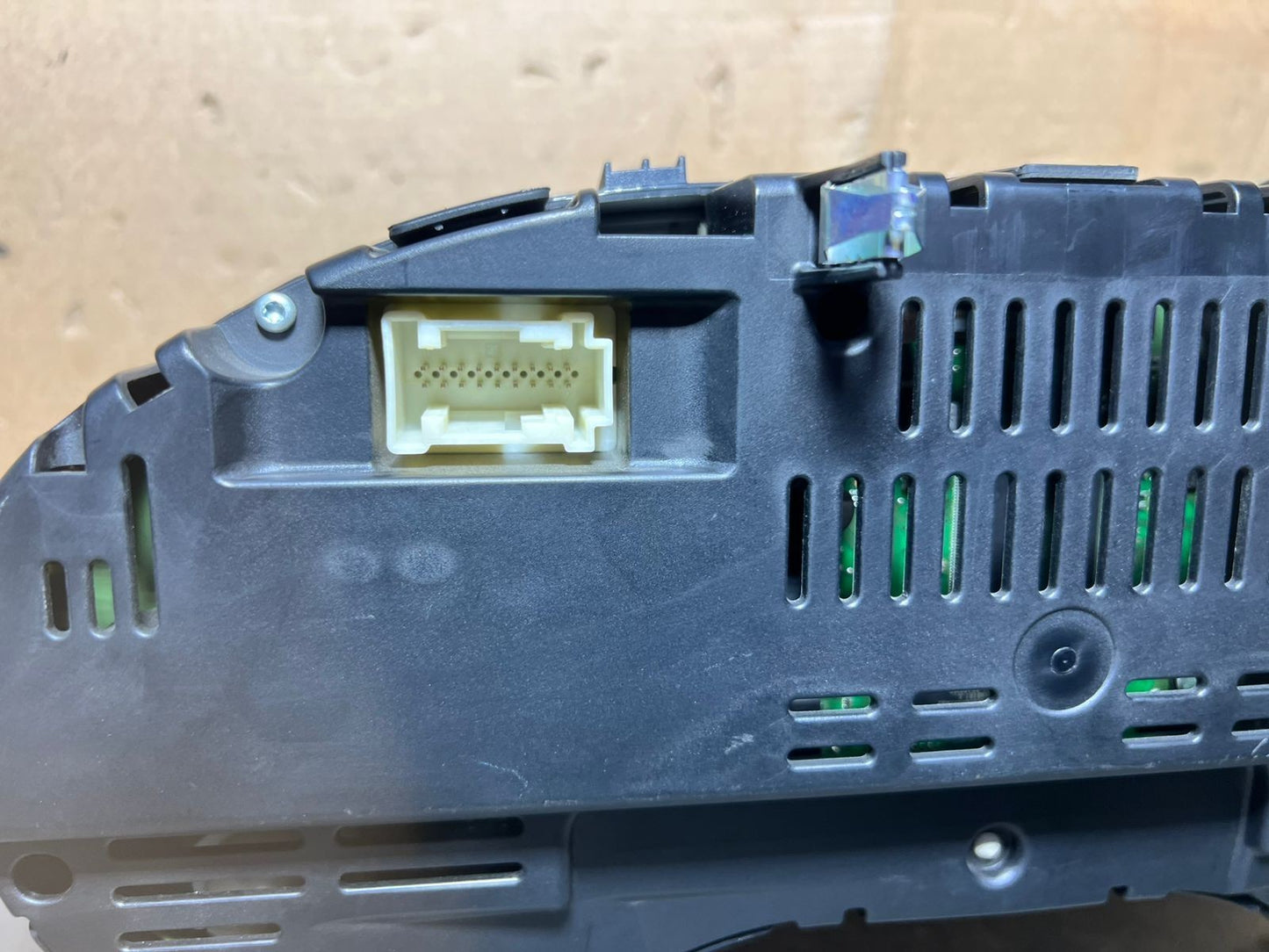 14-17 Mercedes-Benz W117 CLA Instrument Cluster Speedometer A117 9002001 OEM