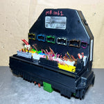 قم بتحميل الصورة إلى عارض الصور، 10-16 Mercedes-Benz W212 W204 Front SAM Module Relay Fuse Box A2129002627 OEM
