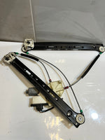 Load image into Gallery viewer, 2004-2007 BMW X3 E83 Front RIGHT Door Window Regulator With Motor 7083011 OEM
