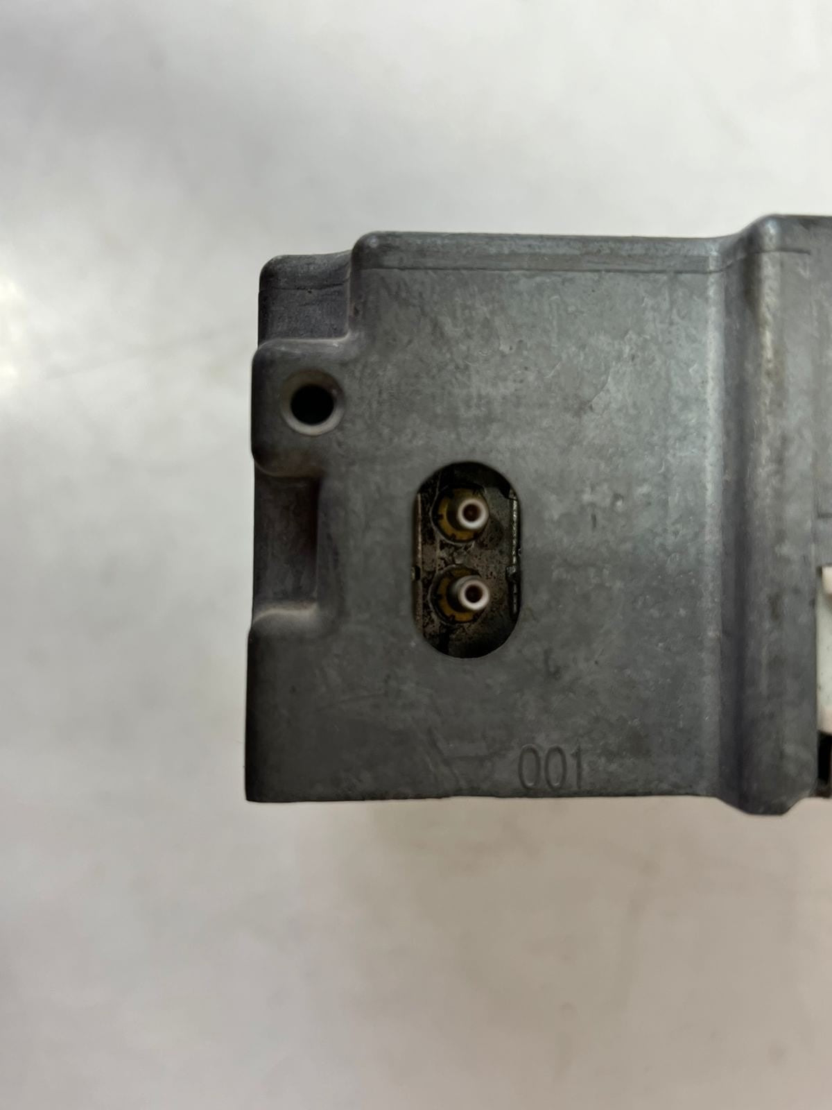 2003 BMW 7 Series E65 E66 LEAR 735Li TV Video Module 6927590 OEM