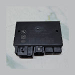 Bild in die Galerieansicht laden, OEM BMW G21 G31 G05 Control Unit for Trailer Hitch 5A056C9 OEM