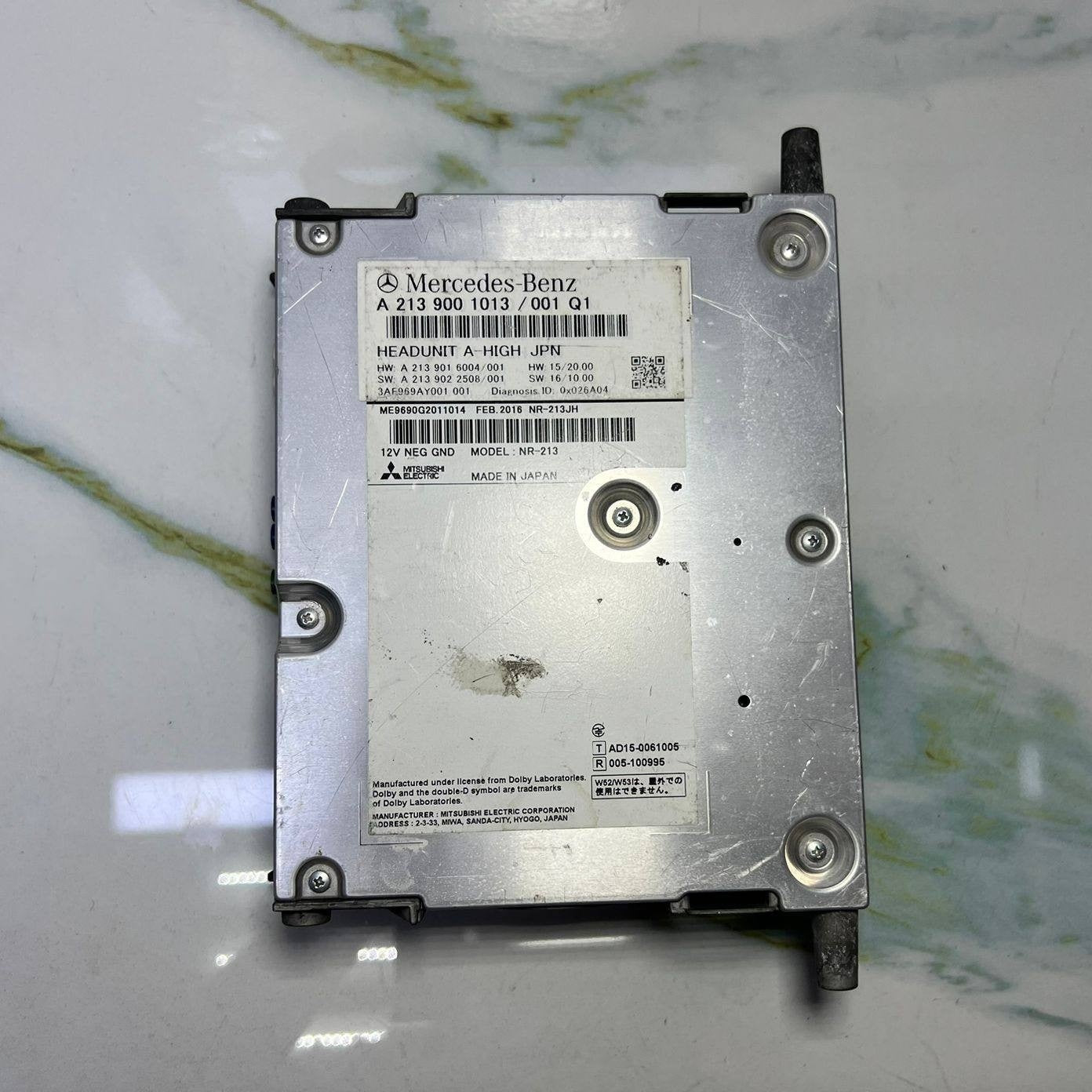 Mercedes W213 E-Class Navigation Control Unit Head Unit A 2139001013