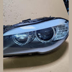 Bild in die Galerieansicht laden, 2009-2013 BMW 5 535I Series Headlight Left Side Adaptive Xenon ASSEMBLY 7271905