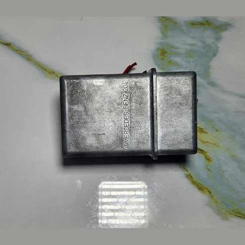 Mercedes-Benz C E W204 W207 W212 Steering Lock Module Control Unit A2049005912