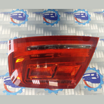 Bild in die Galerieansicht laden, AUDI A8 QUATTRO - Right Outer LED TAIL Light / LAMP 4H0945096