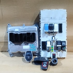 قم بتحميل الصورة إلى عارض الصور، BMW F30 F25 N20 ENGINE CONTROL UNIT DME BOSCH OEM SET WITH KEY - 7646763