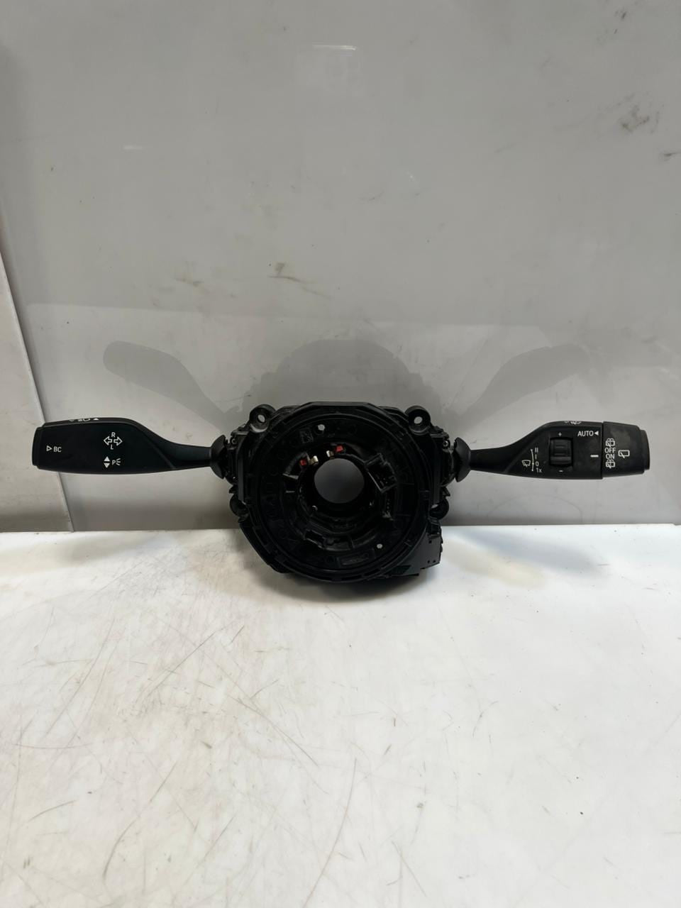 BMW 2' F45 F46 X1 F48 X2 F39 F15 X5 M F85 Switch Cluster Steering Column 6827370