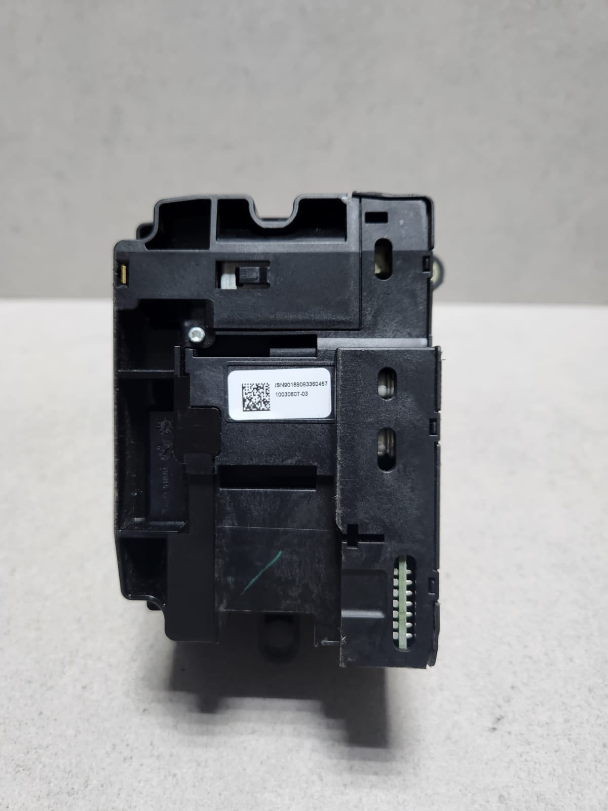 2010-2015 BMW 740i Gear Selector Switch 9197623 5 Series F07 F10 7 Series F01