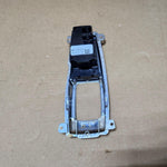 Bild in die Galerieansicht laden, 2007-2013 BMW X5 Parking Brake Switch 9148508 E70 and X6 E71 E72