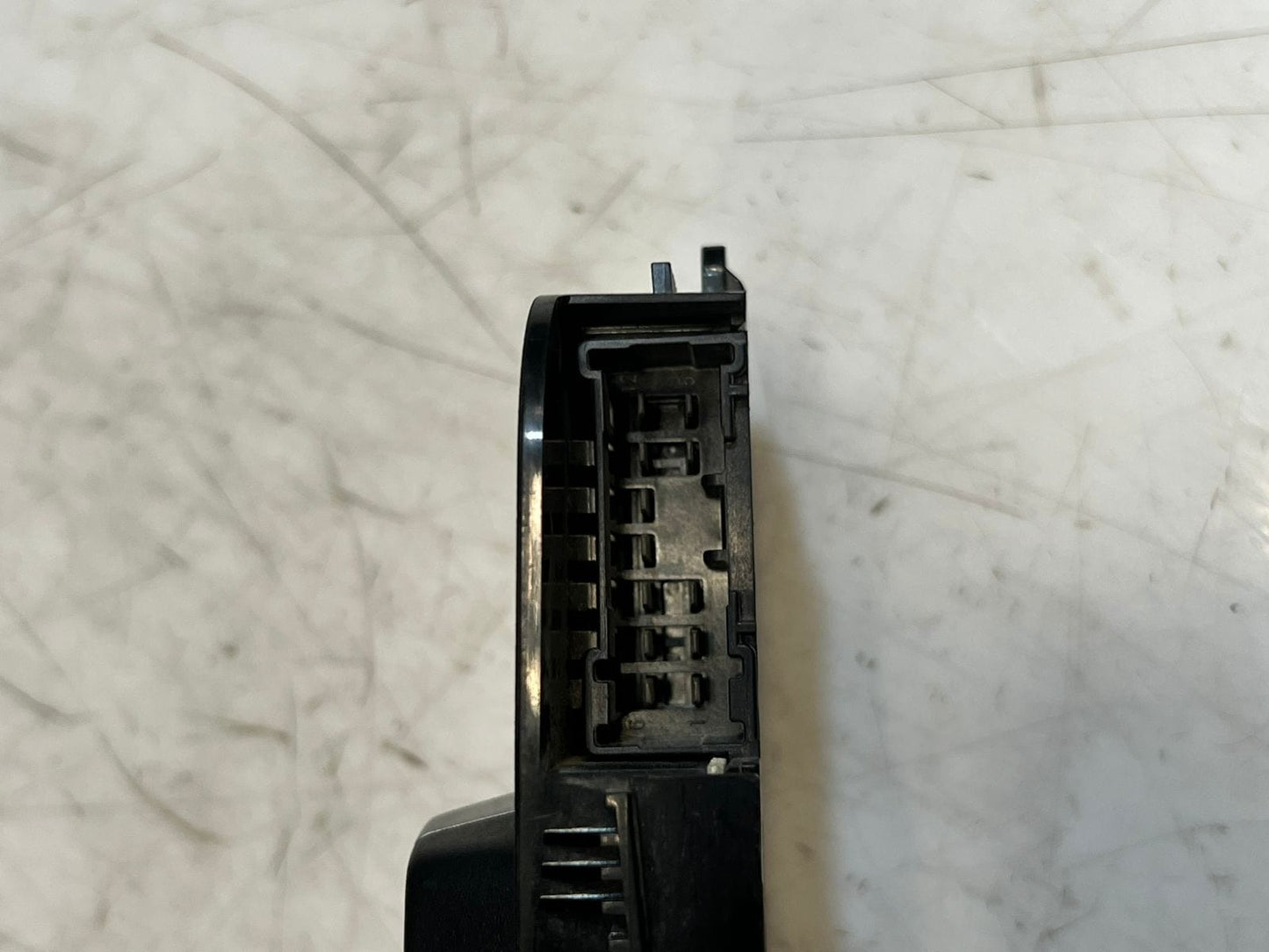 2015 BMW 320i F30 3 Series Front Right Seat ADJUSTMENT Control Switch 9382436