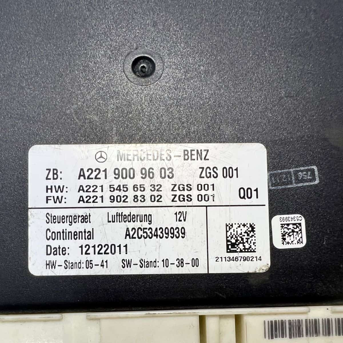 10-13 Mercedes S400 Air Suspension Control Module A2219009603 S-Class W221 W216